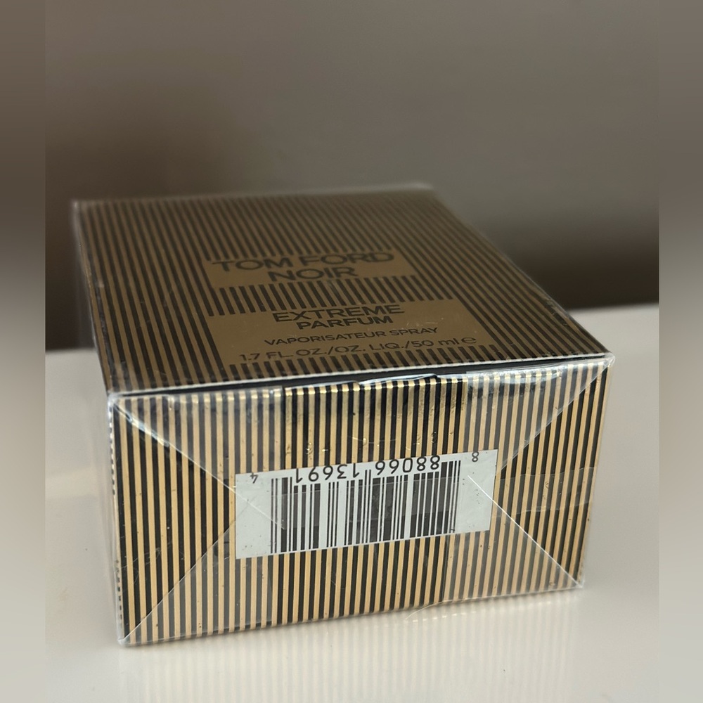 Tom Ford Noir Extreme 1.7oz new - Picture 5 of 6